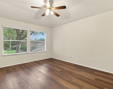 3120 Cohoba Dr - Photo Thumbnail 12