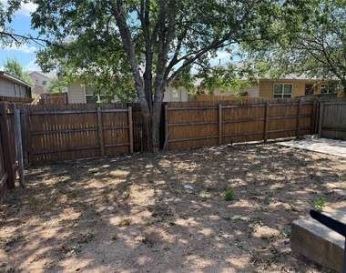 3213 Crownover St - Photo Thumbnail 24