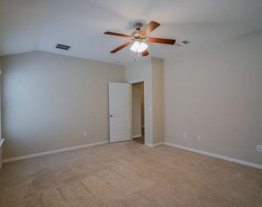 313 Longhorn Cavern Rd - Photo Thumbnail 13