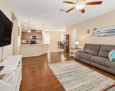 217 Sheepshank Dr - Photo Thumbnail 4