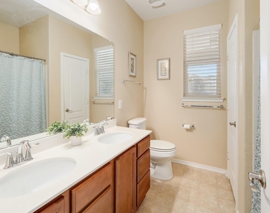 217 Sheepshank Dr - Photo Thumbnail 19