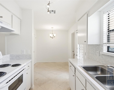 8400 Jamestown Dr - Photo Thumbnail 6