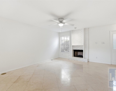 8400 Jamestown Dr - Photo Thumbnail 2