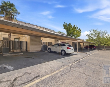 8400 Jamestown Dr - Photo Thumbnail 23