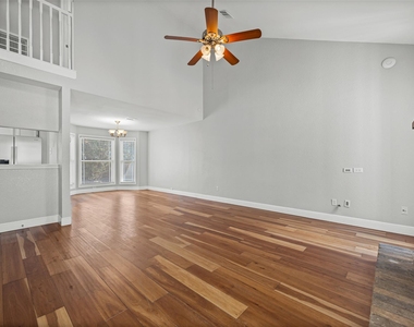 2502 Cynthia Ct - Photo Thumbnail 10