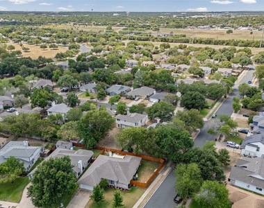 2502 Cynthia Ct - Photo Thumbnail 29