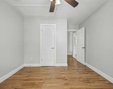 2502 Cynthia Ct - Photo Thumbnail 16