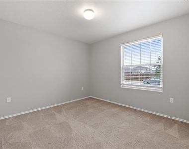 7405 Spring Ray Dr - Photo Thumbnail 8