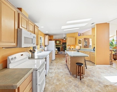 120 Cedar Bend Rd - Photo Thumbnail 6
