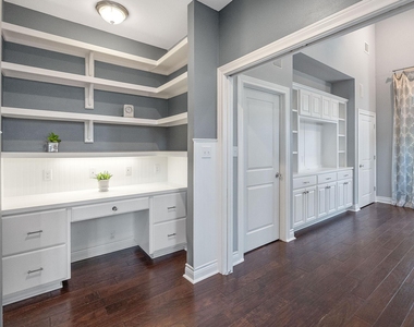 1710 Wethersfield - Photo Thumbnail 9