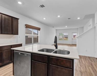 102 Coyote Mountain Cv - Photo Thumbnail 7