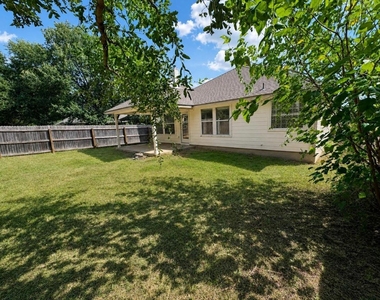 14700 Springs Edge Dr - Photo Thumbnail 25