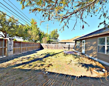 17708 Bridgefarmer Blvd - Photo Thumbnail 15