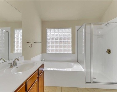 3513 Dry Brook Xing - Photo Thumbnail 24