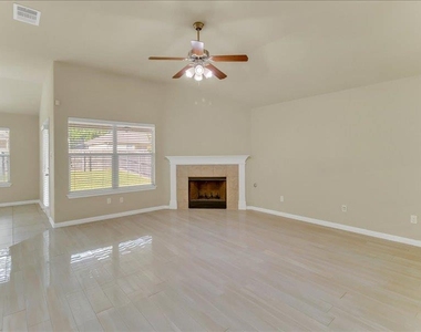 3513 Dry Brook Xing - Photo Thumbnail 9