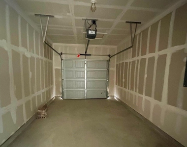 549 White Steppe Way - Photo Thumbnail 19