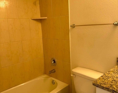 549 White Steppe Way - Photo Thumbnail 13