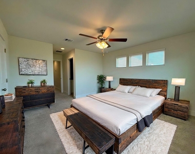 549 White Steppe Way - Photo Thumbnail 8