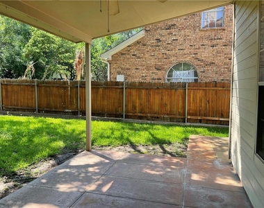 602 Cloud Ct - Photo Thumbnail 6