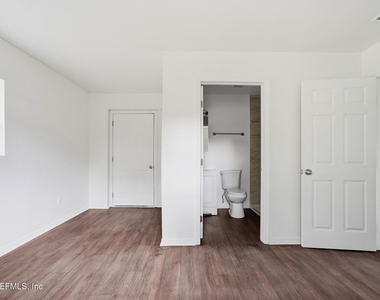 4014 Spires Avenue - Photo Thumbnail 19