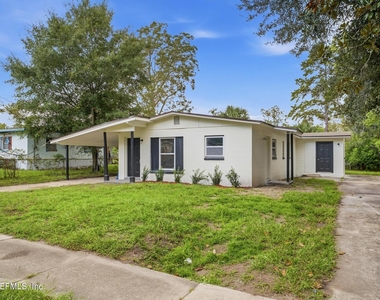 4014 Spires Avenue - Photo Thumbnail 2
