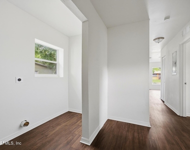 4014 Spires Avenue - Photo Thumbnail 14