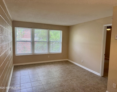 3212 Herschel Street - Photo Thumbnail 1