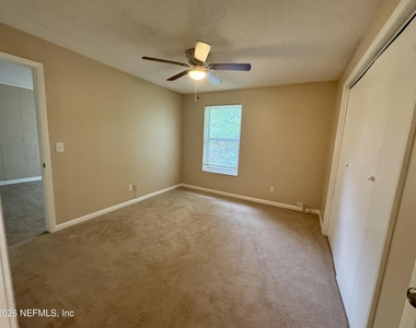 3212 Herschel Street - Photo Thumbnail 5