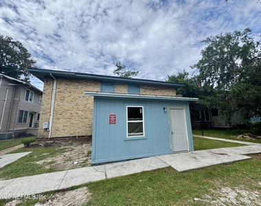 3212 Herschel Street - Photo Thumbnail 9