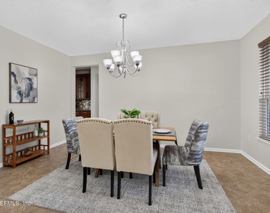 127 Rockcreek Drive - Photo Thumbnail 9