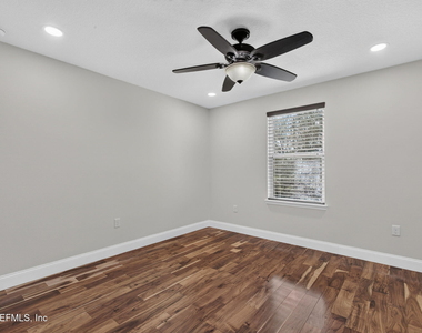 127 Rockcreek Drive - Photo Thumbnail 58