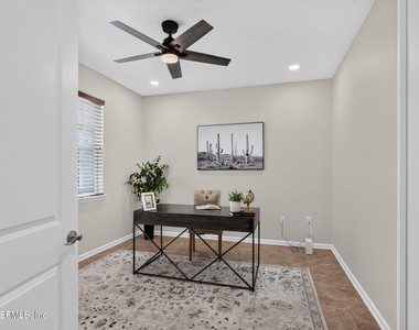 127 Rockcreek Drive - Photo Thumbnail 36