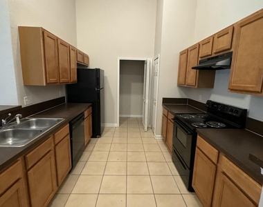 3640 Kirkpatrick Circle - Photo Thumbnail 10
