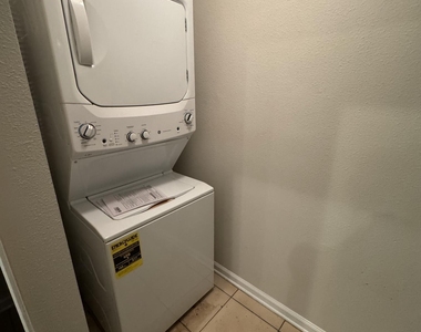 3640 Kirkpatrick Circle - Photo Thumbnail 11