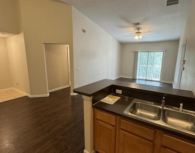 3640 Kirkpatrick Circle - Photo Thumbnail 13