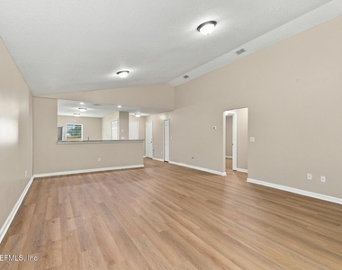 2742 Aubrey Avenue - Photo Thumbnail 1