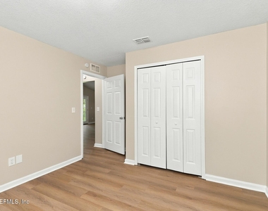 2742 Aubrey Avenue - Photo Thumbnail 11