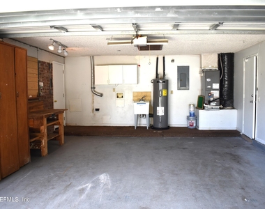 6555 Diamond Leaf Court S - Photo Thumbnail 24