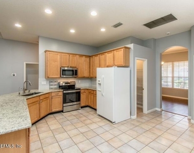 3515 Laurel Leaf Drive - Photo Thumbnail 8
