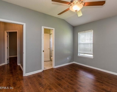 3515 Laurel Leaf Drive - Photo Thumbnail 17