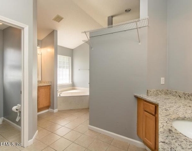 3515 Laurel Leaf Drive - Photo Thumbnail 13