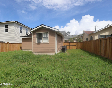 2648 Ernest Street - Photo Thumbnail 16