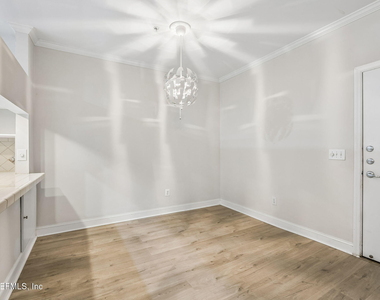 170 Veracruz Drive - Photo Thumbnail 8