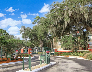 170 Veracruz Drive - Photo Thumbnail 28