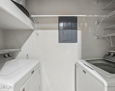 170 Veracruz Drive - Photo Thumbnail 14