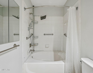 170 Veracruz Drive - Photo Thumbnail 20