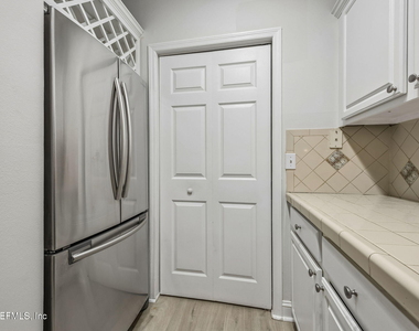 170 Veracruz Drive - Photo Thumbnail 13
