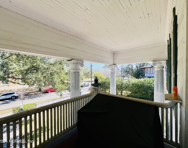 1120 Acosta Street - Photo Thumbnail 7