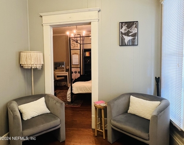 1120 Acosta Street - Photo Thumbnail 10