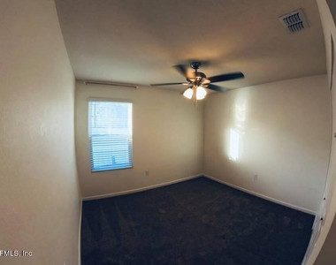 8454 Cape Fox Drive - Photo Thumbnail 10